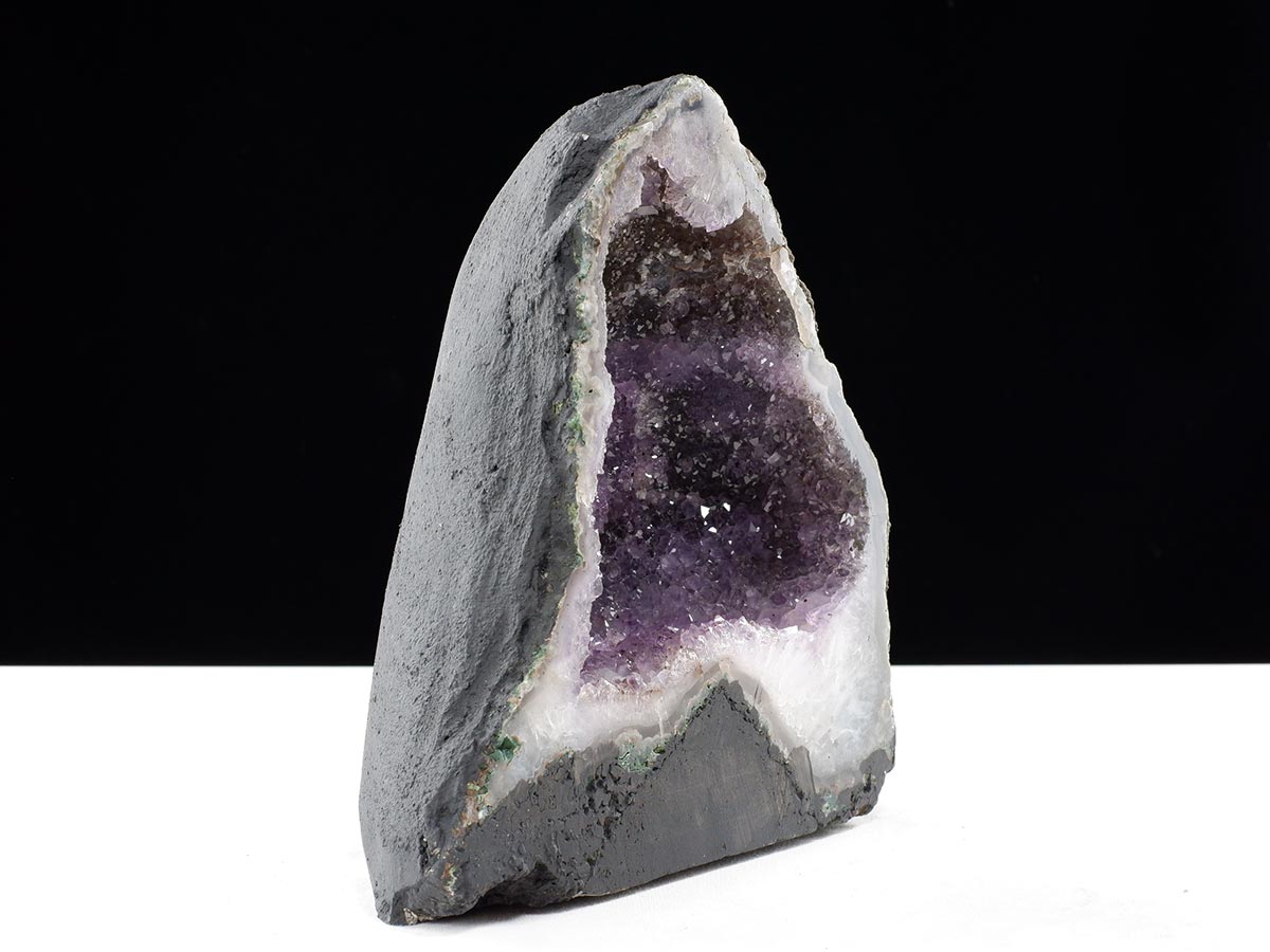 アメジストドーム 4.3kg ブラジル産 amethyst アメジスト ドーム 原石 ジオード 置物 一点物 174-2480