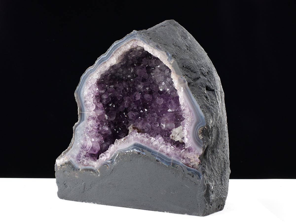 アメジストドーム 17kg ブラジル産 amethyst アメジスト ドーム 原石 ジオード 置物 一点物 174-2481