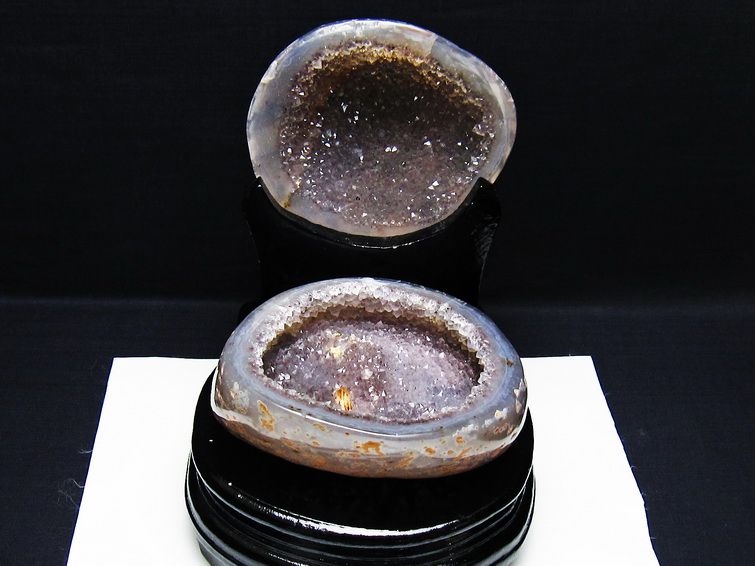 1.1Kg トレジャーメノウ アゲート 台座付属 原石 置物 一点物 175-1389