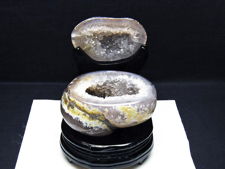1.2Kg トレジャーメノウ アゲート 台座付属 原石 置物 一点物 175-1456