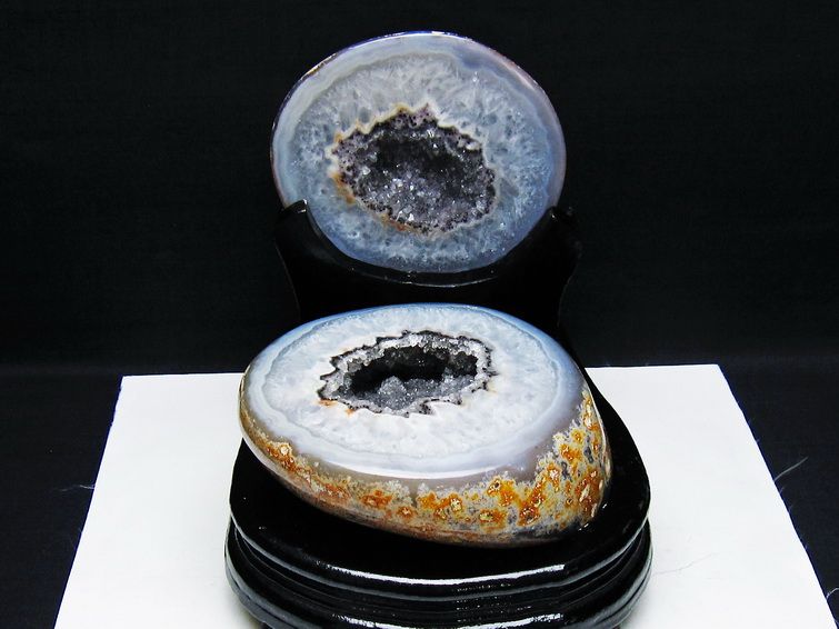 1.7Kg トレジャーメノウ アゲート ジオード 台座付属 一点物 175-1569