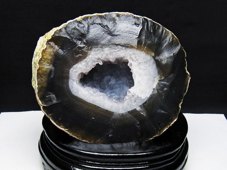 1.7Kg アゲート ジオード 原石 置物 台座付属 瑪瑙 メノウ 晶洞 一点物 181-4147
