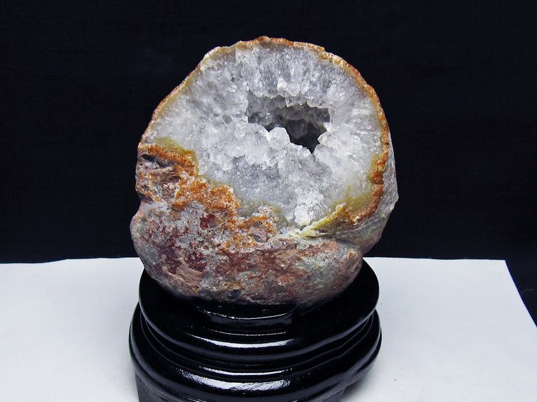1.1Kg アゲート ジオード 原石 置物 台座付属 瑪瑙 メノウ 晶洞 一点物 181-4154