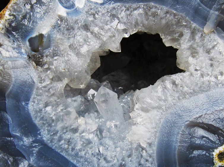 1.7Kg アゲート ジオード 原石 置物 台座付属 瑪瑙 メノウ 晶洞 一点物