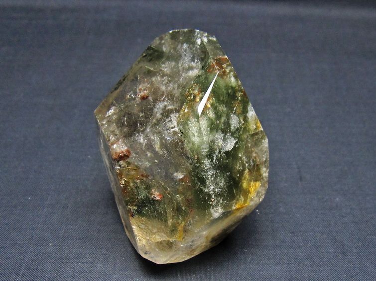 グリーンファントム 原石 ファントムクォーツ 一点物 181-4632