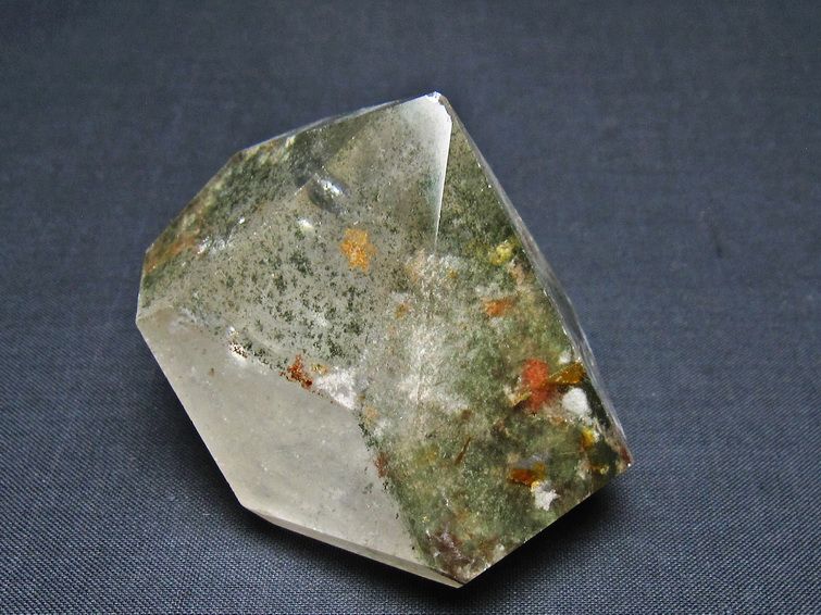 グリーンファントム 原石 ファントムクォーツ 一点物 181-4643