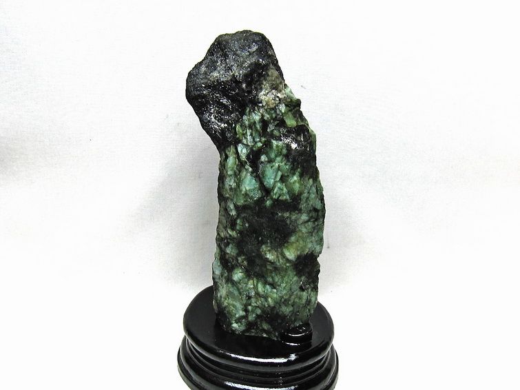 1.1Kg エメラルド 原石 台座付属 一点物 181-4674