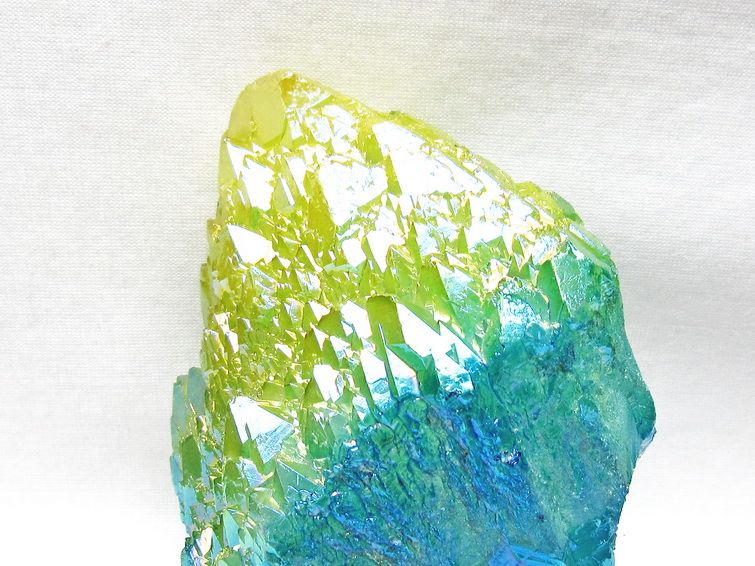オーラクリスタル 原石 マルチカラー エレスチャル オーラ水晶 一点物 181-4716