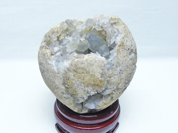 1.9Kg セレスタイト 原石 天青石 一点物 台座付属 181-4850