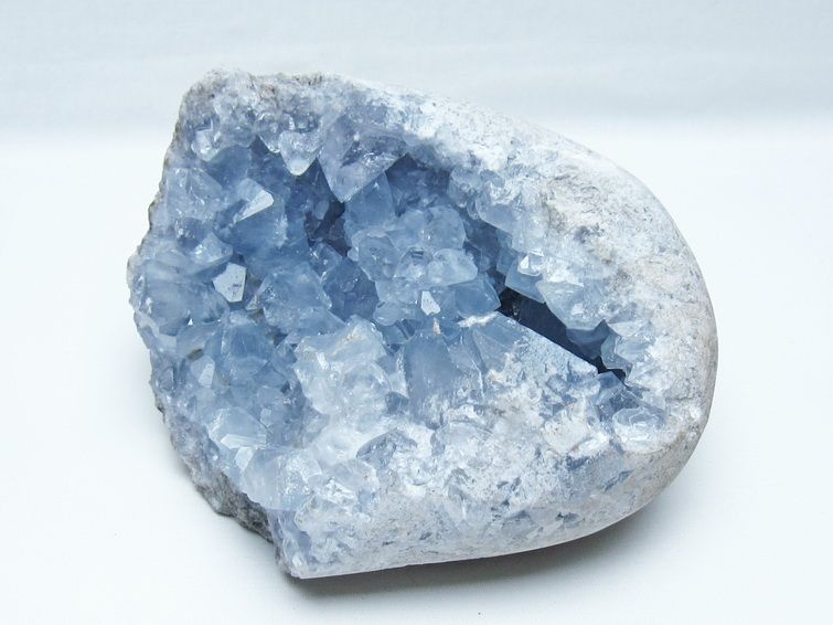 1.6Kg セレスタイト 原石 天青石 一点物 181-4862
