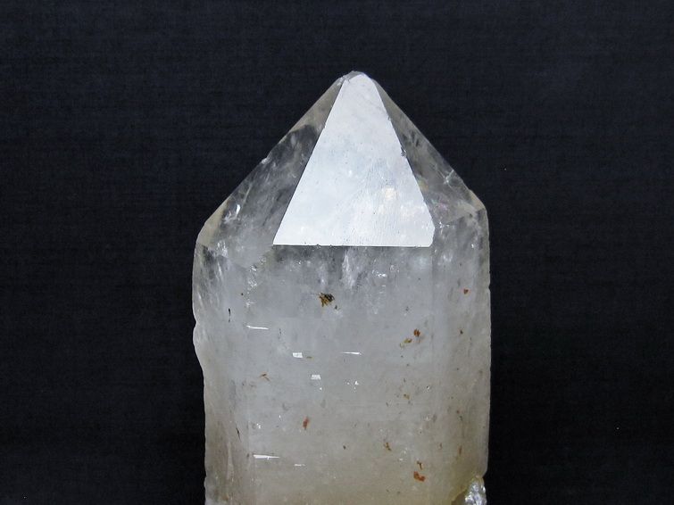 1.5Kg 水晶 原石 虹入り 台座付属 一点物 181-5609
