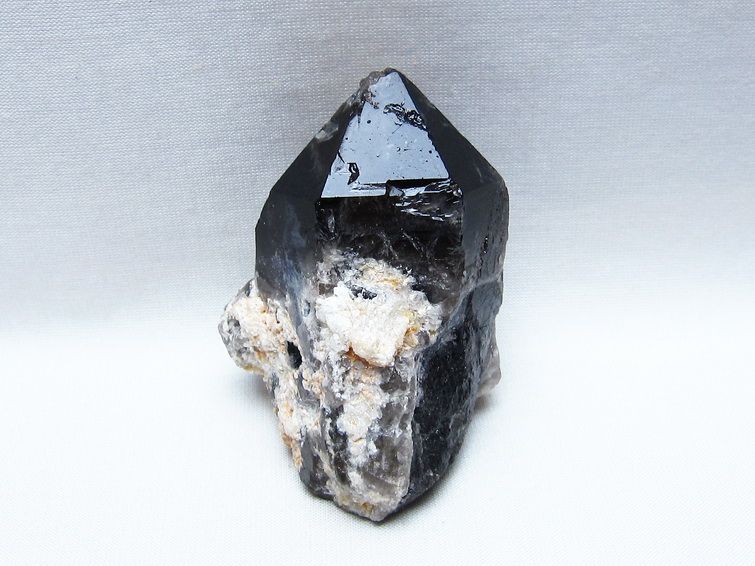 モリオン 原石 山東省産 黒水晶 原石 一点物 181-5631