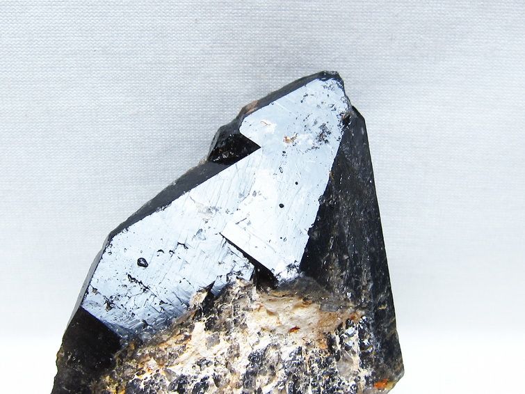 モリオン 原石 山東省産 黒水晶 原石 一点物 181-5645