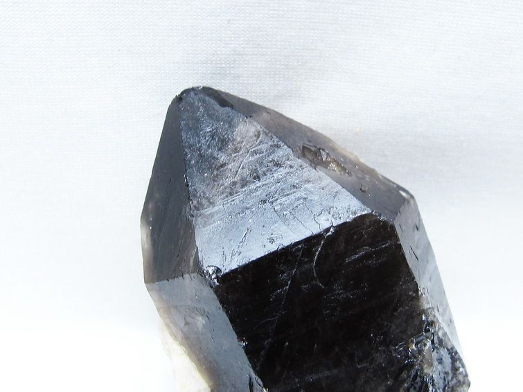 モリオン 原石 山東省産 黒水晶 原石 一点物 181-5646