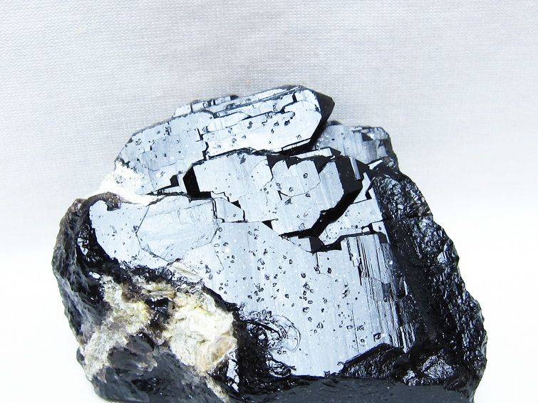 モリオン 原石 山東省産 黒水晶 原石 一点物 181-5652