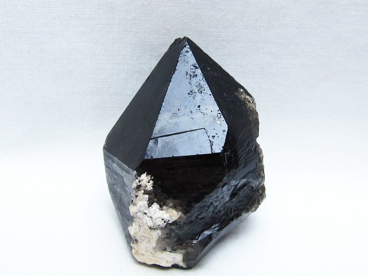 黒水晶 原石 山東省産 モリオン 原石 一点物 181-5706