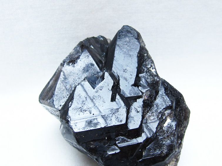 モリオン 黒水晶 原石 山東省産 一点物 181-5728