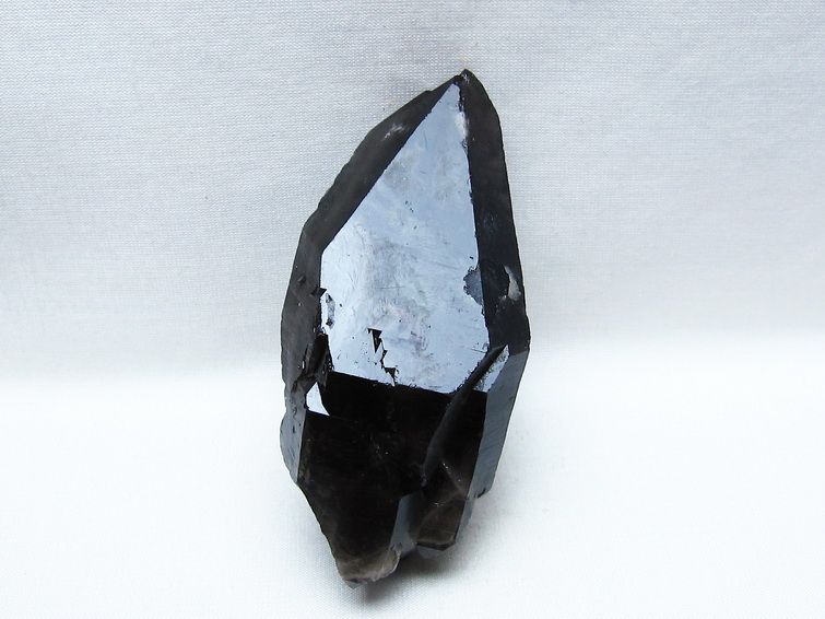 モリオン 黒水晶 原石 山東省産 一点物 181-5753