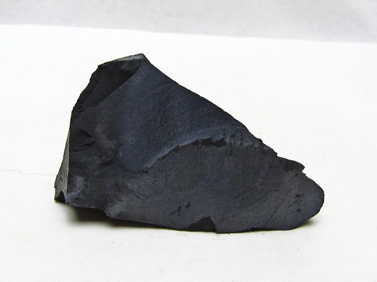 ブラックシリカ 原石 一点物 181-5774