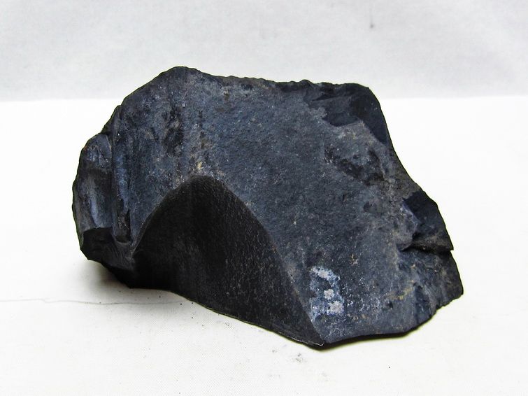 ブラックシリカ 原石 一点物 181-5779
