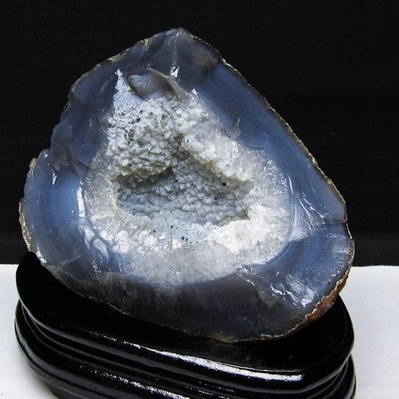 1.5Kg アゲート ジオード 原石 台座付属 一点物 181-5795