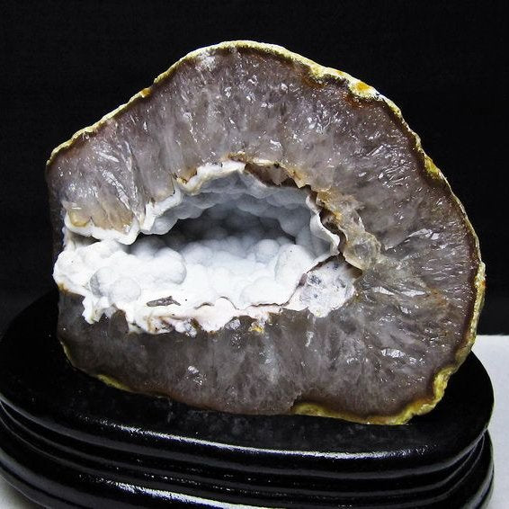1.3Kg アゲート ジオード 原石 台座付属 一点物 181-5798