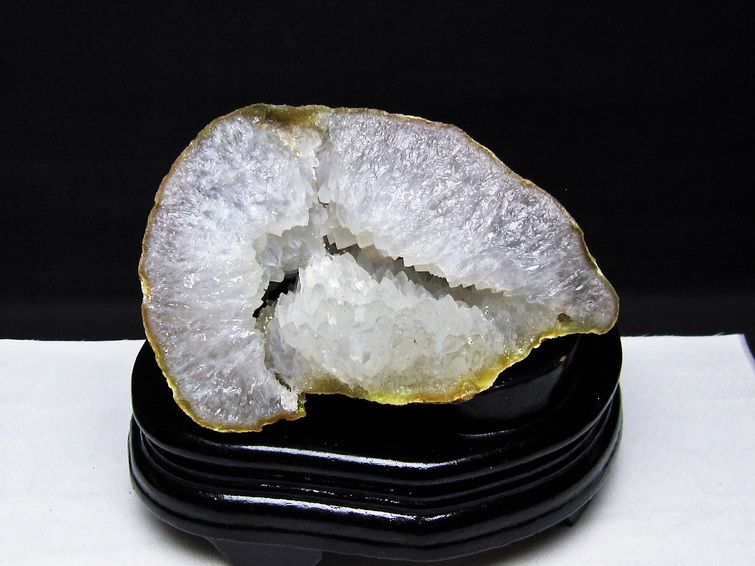 1.1Kg アゲート ジオード 原石 台座付属 一点物 181-5799
