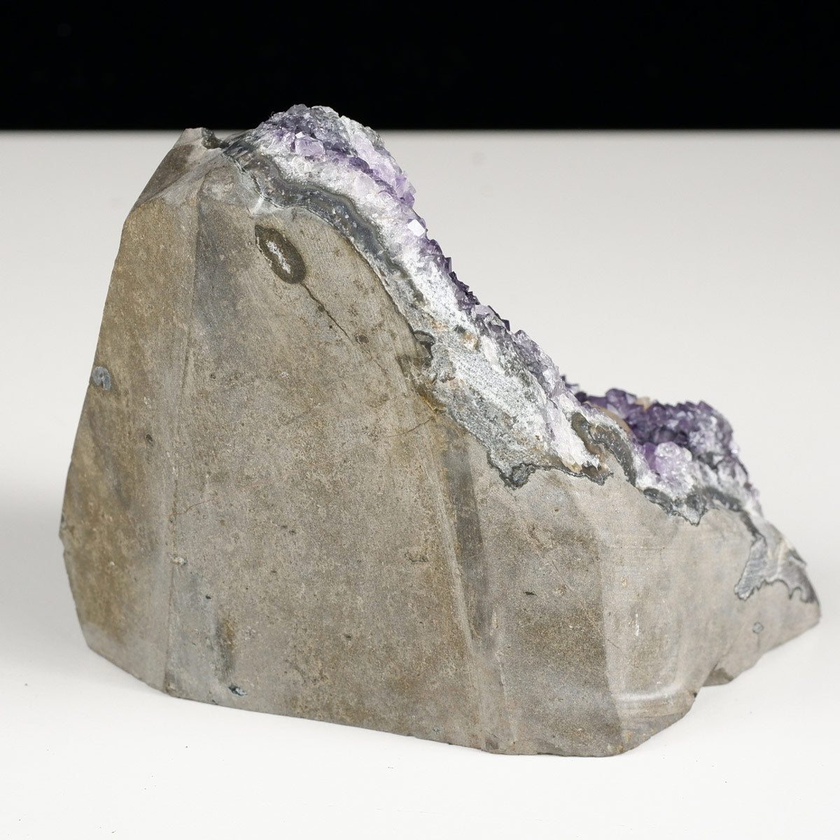 アメジスト クラスター ウルグアイ産 アメシスト 原石 花型 一点物  182-5613