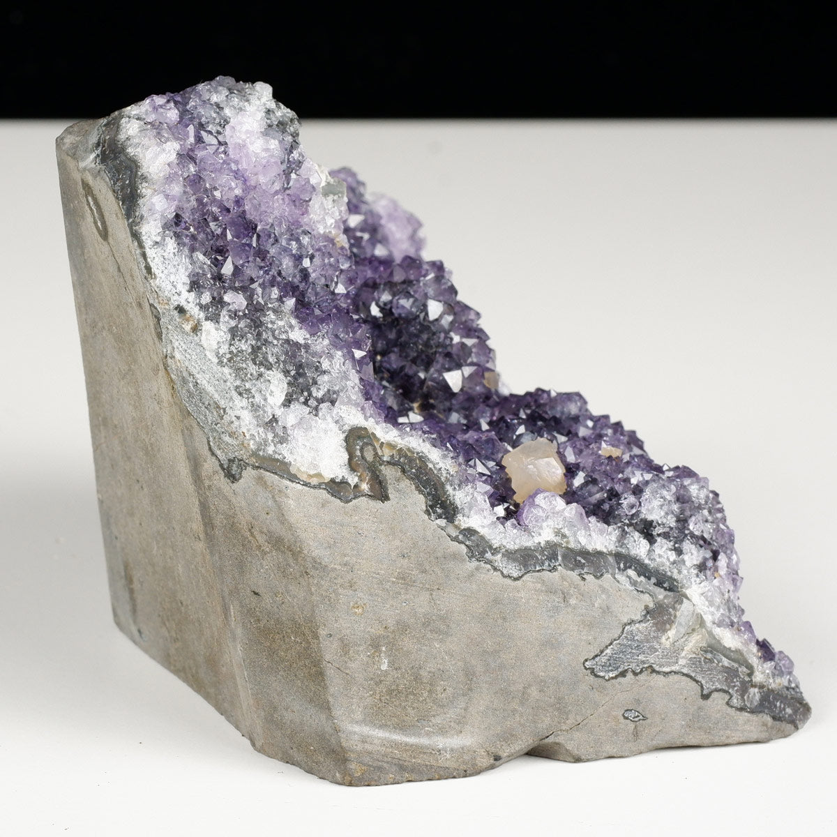 アメジスト クラスター ウルグアイ産 アメシスト 原石 花型 一点物  182-5613