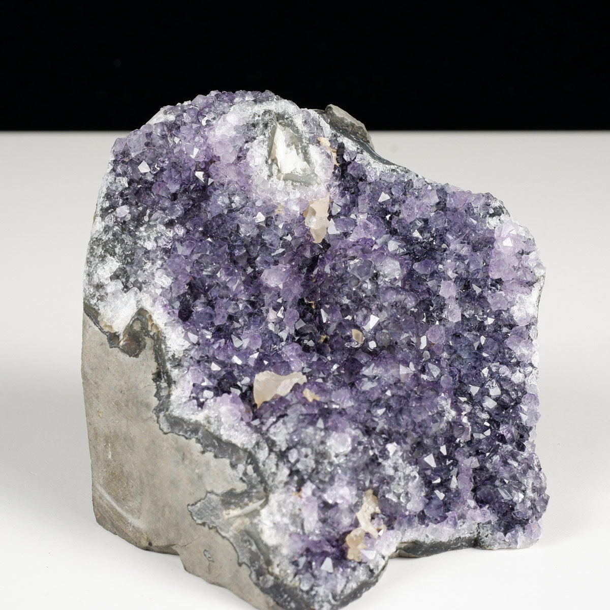 アメジスト クラスター ウルグアイ産 アメシスト 原石 花型 一点物  182-5613