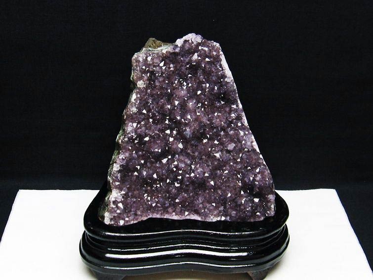 1.5Kg アメジスト クラスター ウルグアイ産 紫水晶 アメシスト 原石 amethyst 台座付属 一点物  182-6101