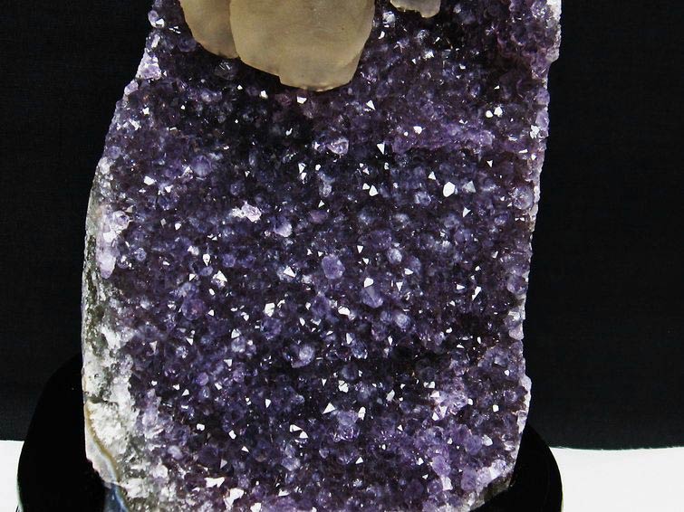 1.2Kg アメジスト クラスター ウルグアイ産 紫水晶 アメシスト 原石 amethyst 台座付属 カルサイト付き 一点物  182-6107