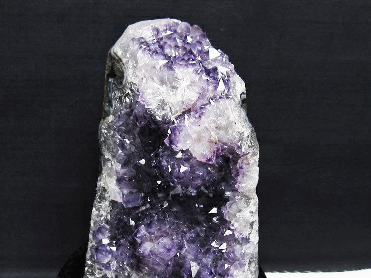 1.7Kg アメジスト クラスター ウルグアイ産 アメジスト 原石 amethyst 台座付属 花型 一点物  182-6470