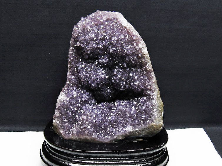 1.5Kg アメジスト クラスター ウルグアイ産 アメジスト 原石 amethyst 台座付属 花型 一点物  182-6472