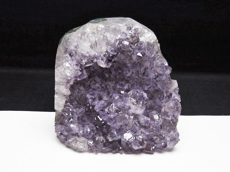 アメジスト クラスター ウルグアイ産 アメジスト 原石 amethyst 一点物 182-6520