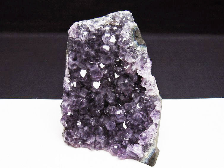 アメジスト クラスター ウルグアイ産 アメジスト 原石 amethyst 一点物 182-6590