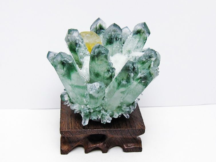 緑水晶 クラスター 原石 台座付属 一点物 182-7381