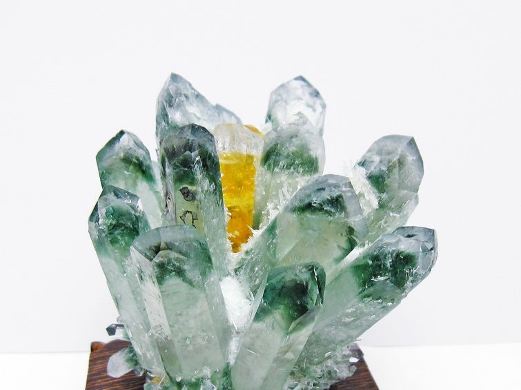 緑水晶 クラスター 原石 台座付属 一点物 182-7388