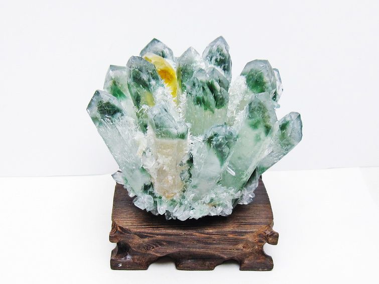 緑水晶 クラスター 原石 台座付属 一点物  182-7391