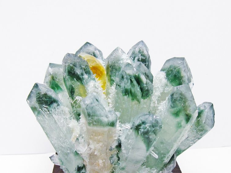 緑水晶 クラスター 原石 台座付属 一点物  182-7391