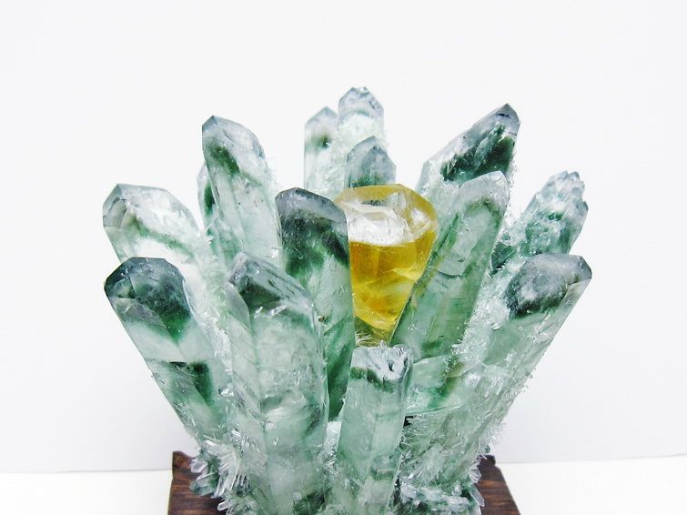 緑水晶 クラスター 原石 台座付属 一点物  182-7404