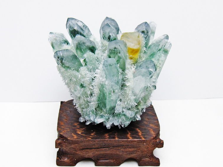 緑水晶 クラスター 原石 台座付属 一点物 182-7407