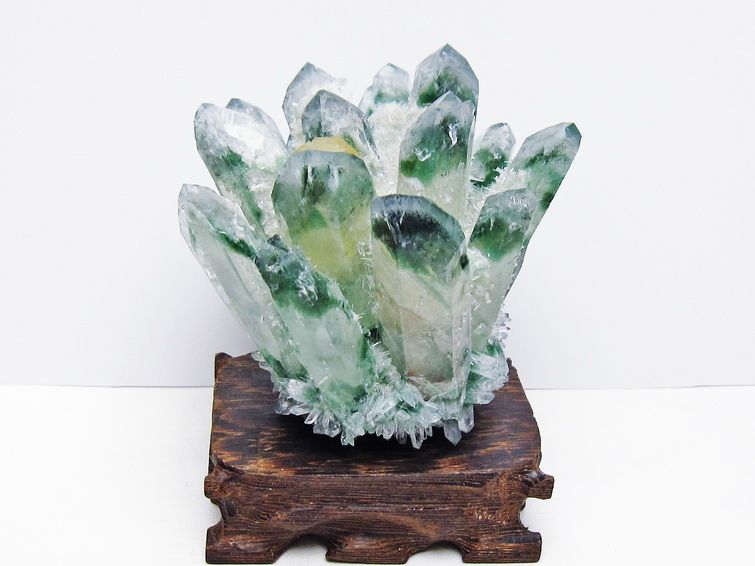 緑水晶 クラスター 原石 台座付属 一点物  182-7408