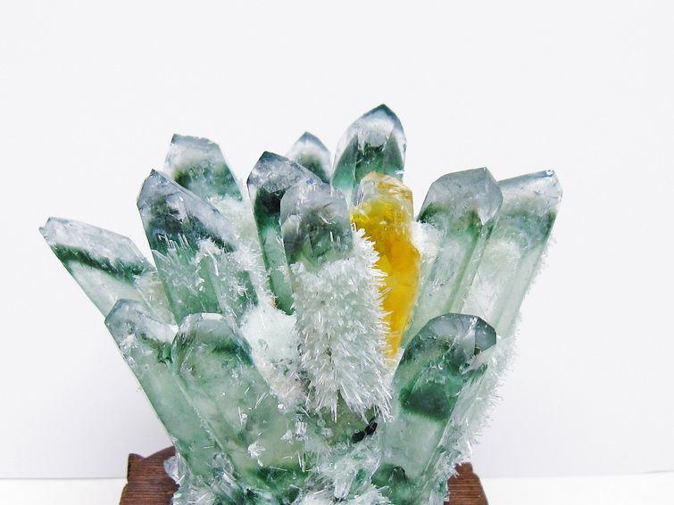 緑水晶 クラスター 原石 台座付属 一点物 182-7410