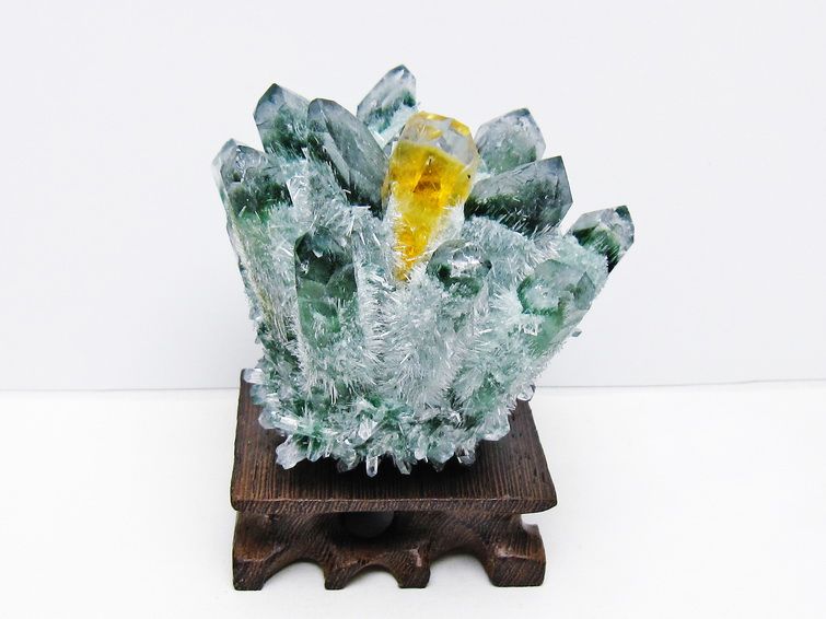 緑水晶 クラスター 原石 台座付属 一点物 182-7423