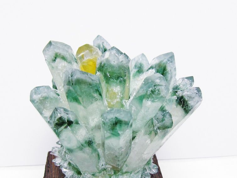 緑水晶 クラスター 原石 台座付属 一点物 182-7424