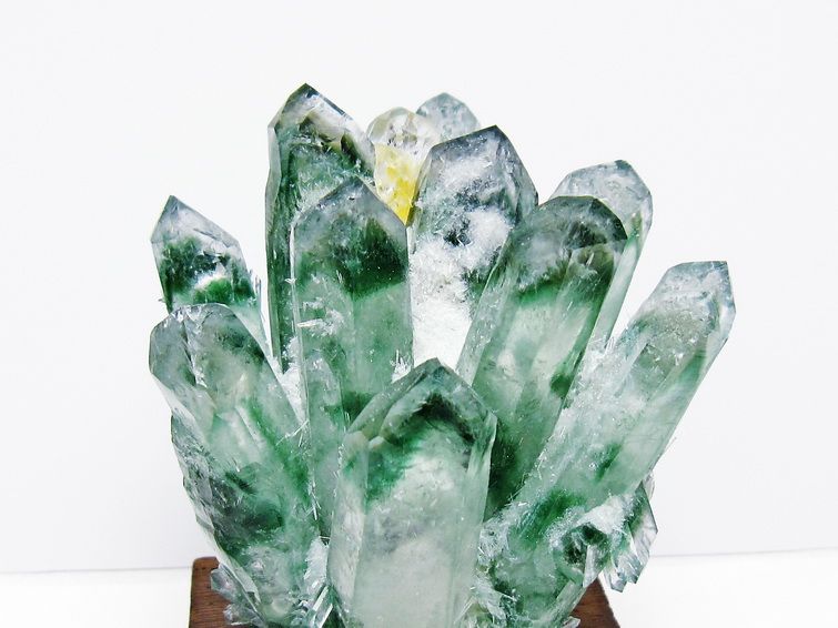 緑水晶 クラスター 原石 台座付属 一点物 182-7428