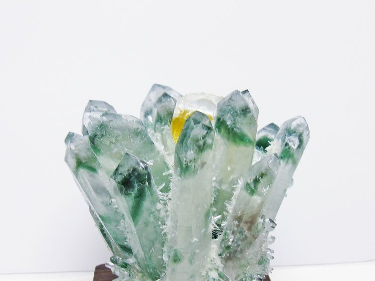 緑水晶 クラスター 原石 台座付属 一点物 182-7432