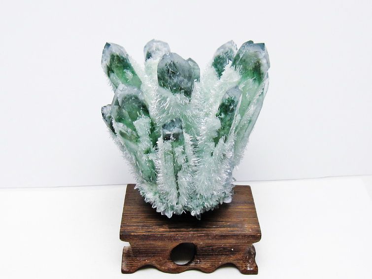 緑水晶 クラスター 原石 台座付属 一点物 182-7434