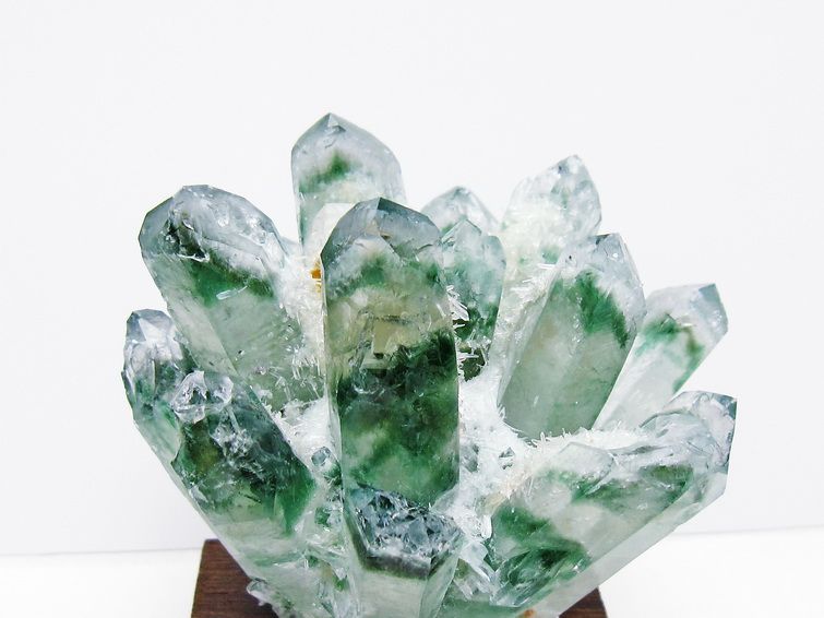 緑水晶 クラスター 原石 台座付属 一点物 182-7436